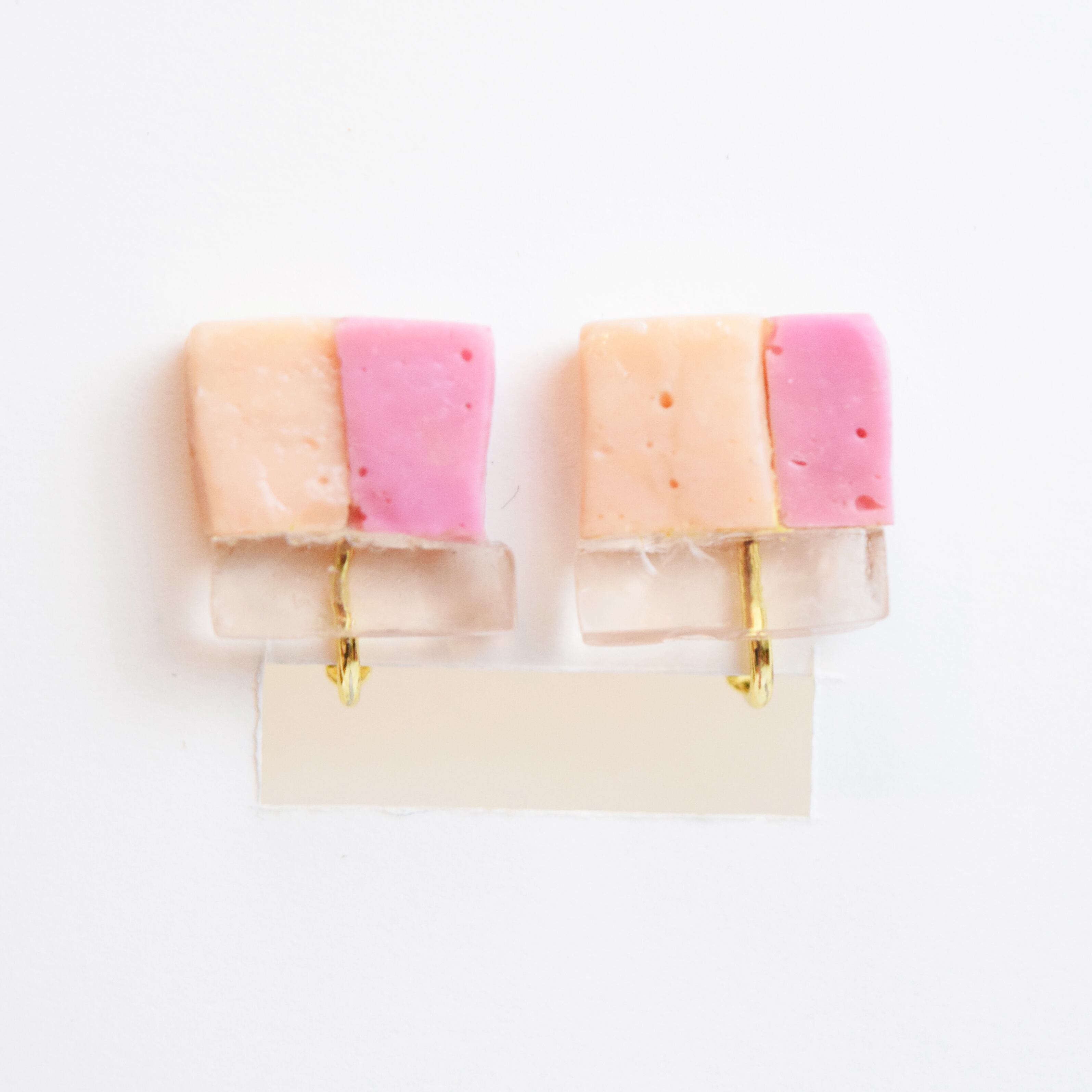 【ベーシック】イヤリングM　ベージュ×ピンク×クリア