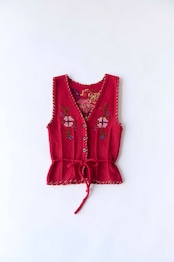 Floral motif knit vest