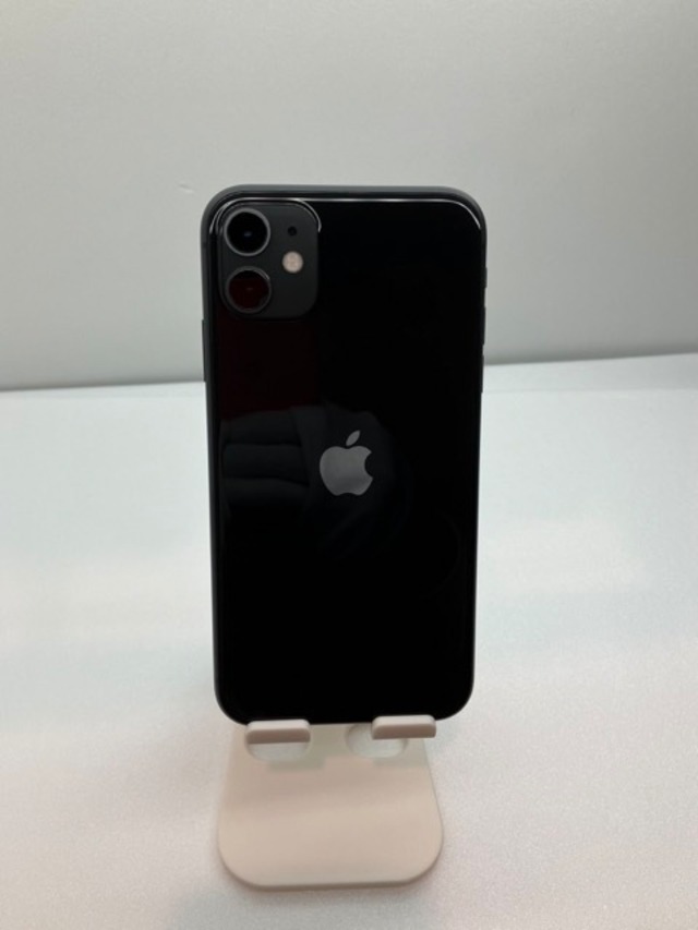 中古】Apple SoftBank iPhone 11 64GB ブラック SIMロック解除済み 