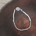 Mandi/マンディ Small A.Beads × Silver Bracelet(White×Silver)