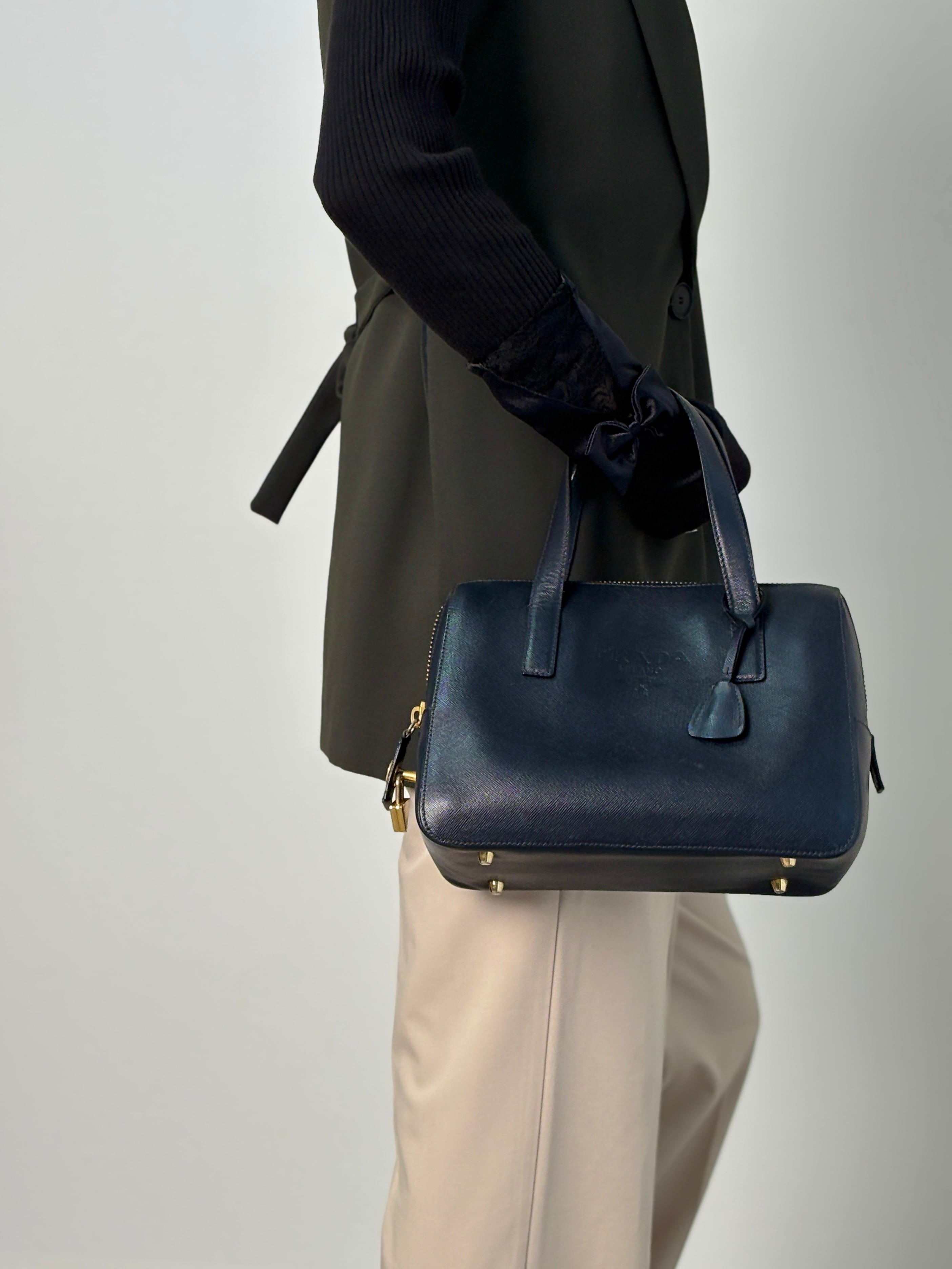 PRADA プラダ ハンドバッグ ネイビー ロゴ レザー サフィアーノ ミニボストン パドロック vintage ヴィンテージ オールド w43cew