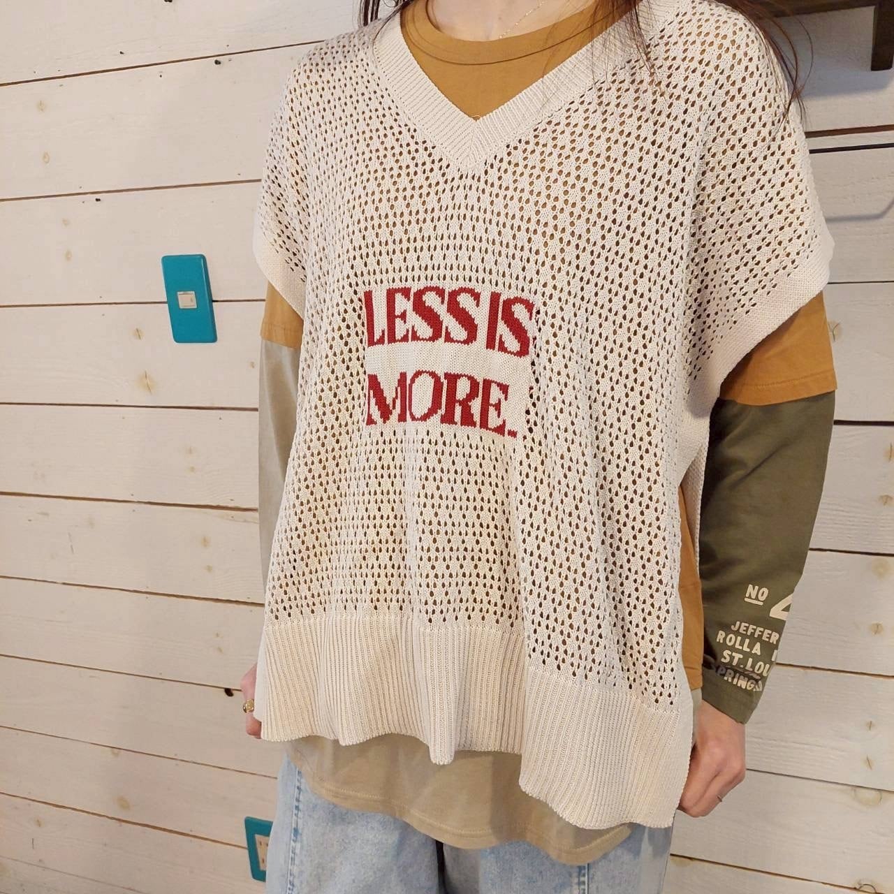 『People's』 2430  透かし編みニットベスト ロゴメッシュ　フリーサイズ