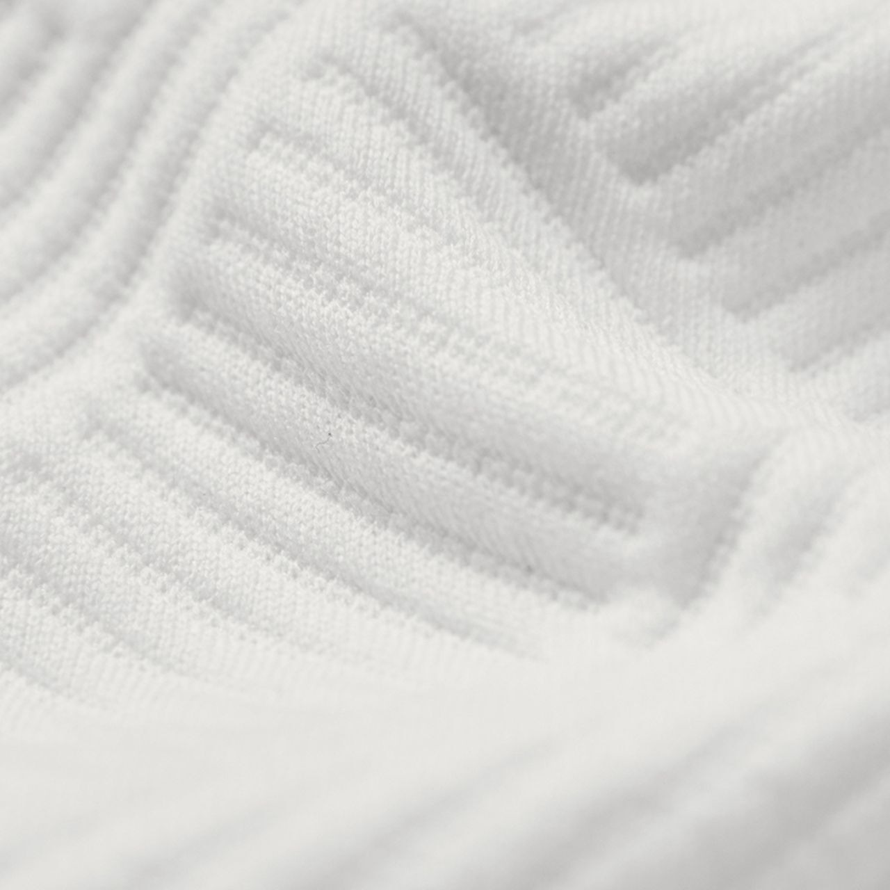 エンボスTシャツ　MT0110040