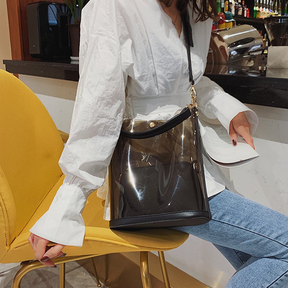 大人っぽさを演出☆ブラックカラークリアBAG】クリアショルダーバッグ