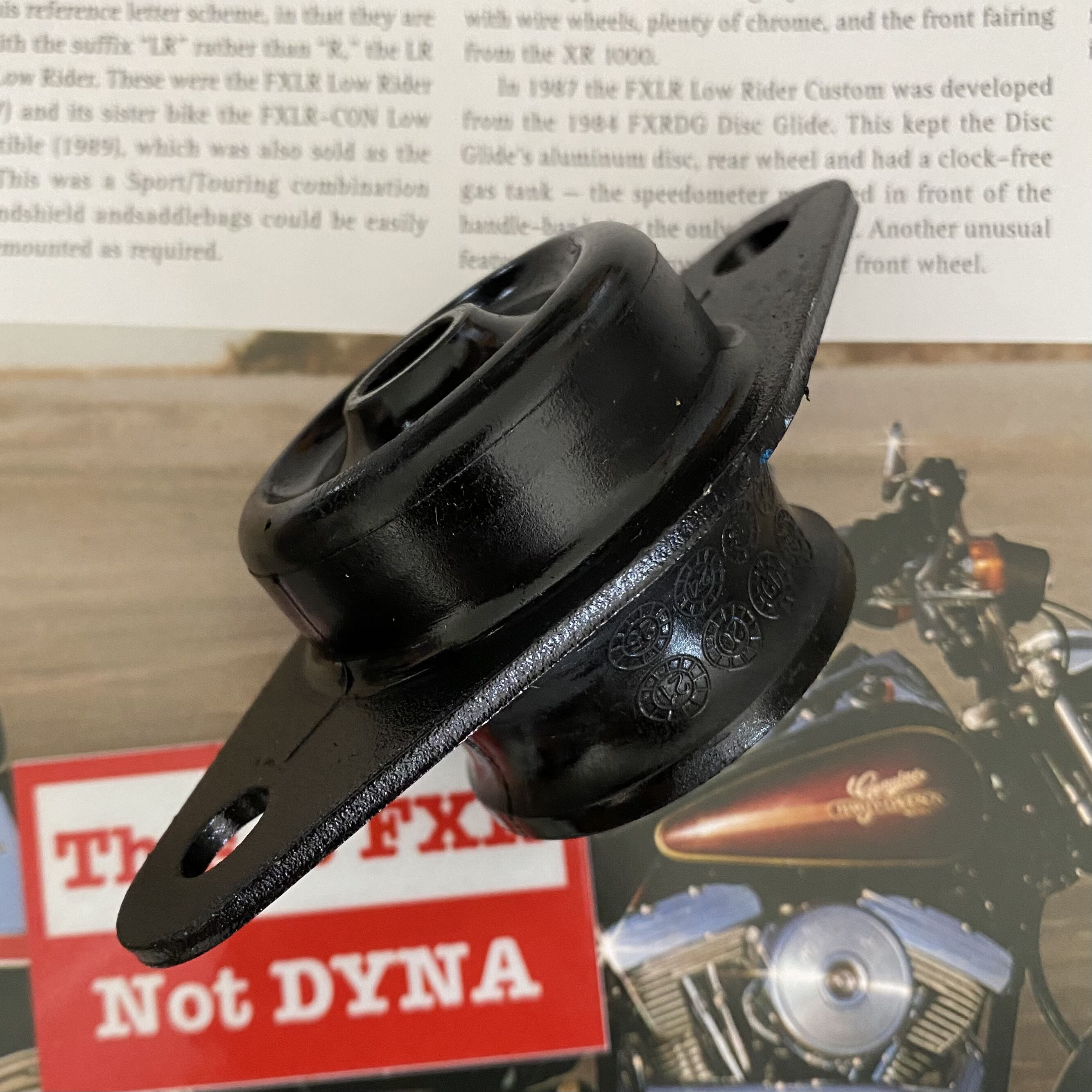 ハーレー純正　エンジンマウント部品　16207-79D ハーレー純正 エンジンマウント部品 16207-79D Harley-Davidson Front
