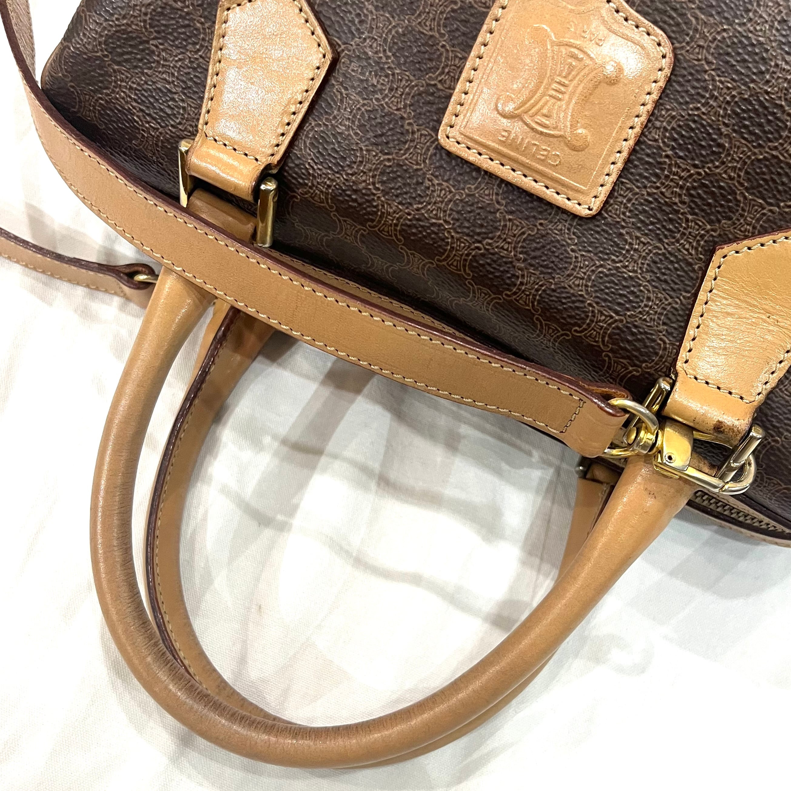 【CELINE】ボストンバッグ　マカダム柄　　ゴールド金具　PVC 肩かけ CELINE - 【6dd4072】セリーヌ ボストンバッグ マカダム PVC ブラウン