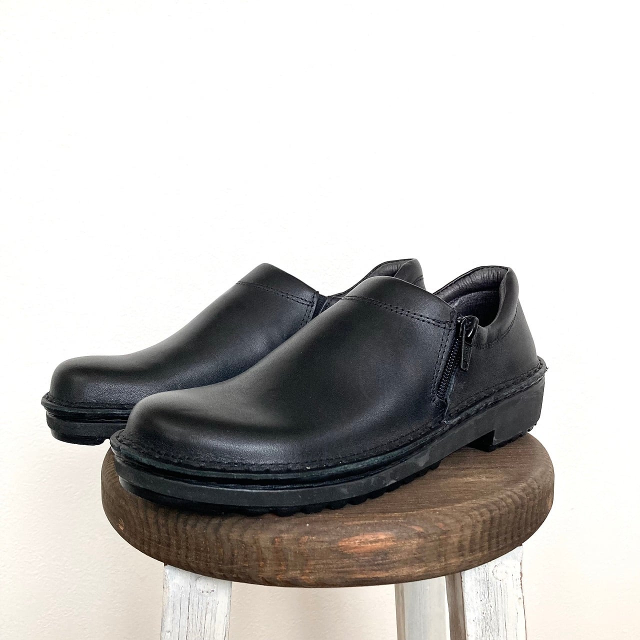 NAOT / LODOS Black Madras | hinata