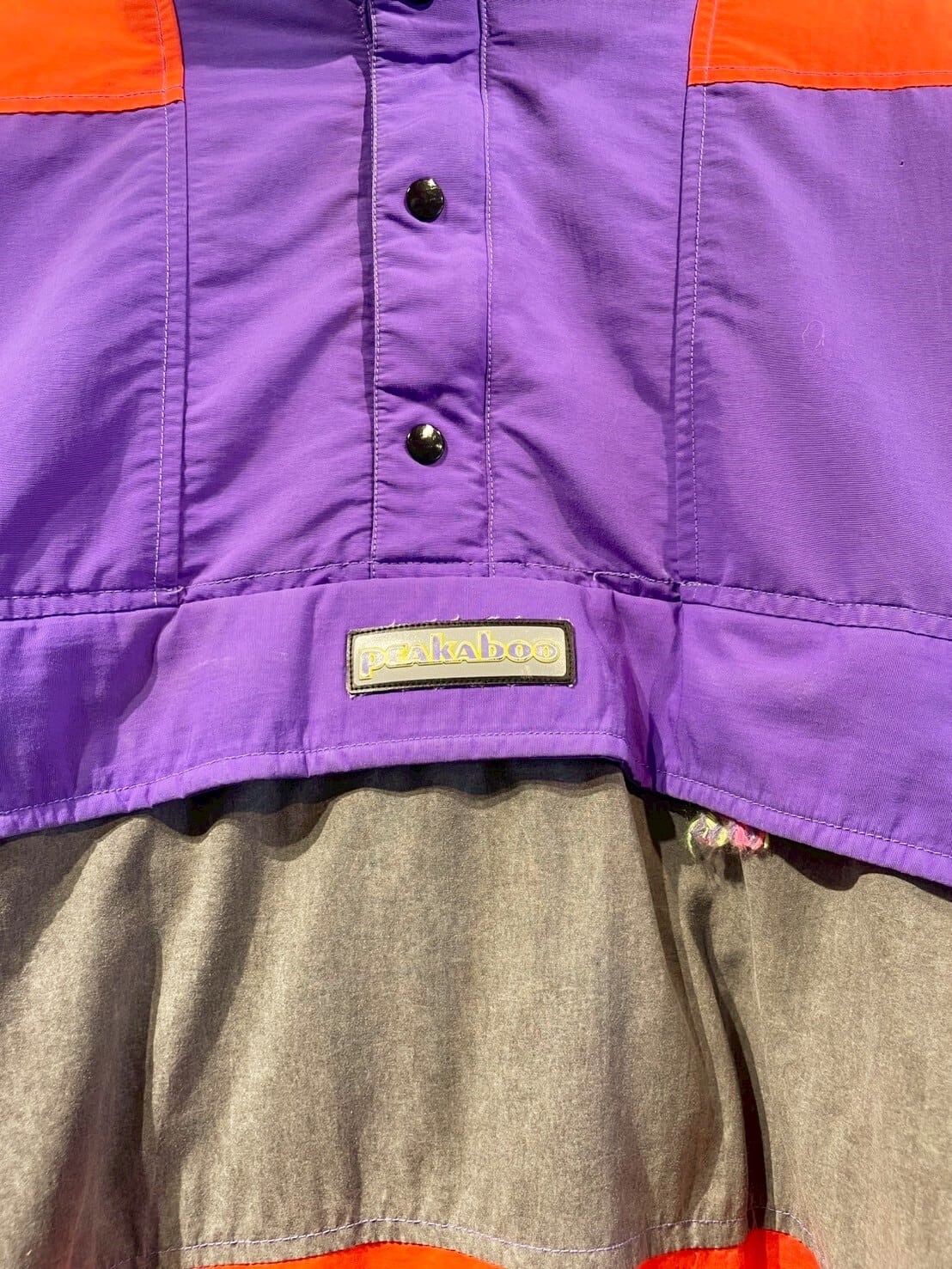 90s PEAKABOO Nylon Pullover | B U D