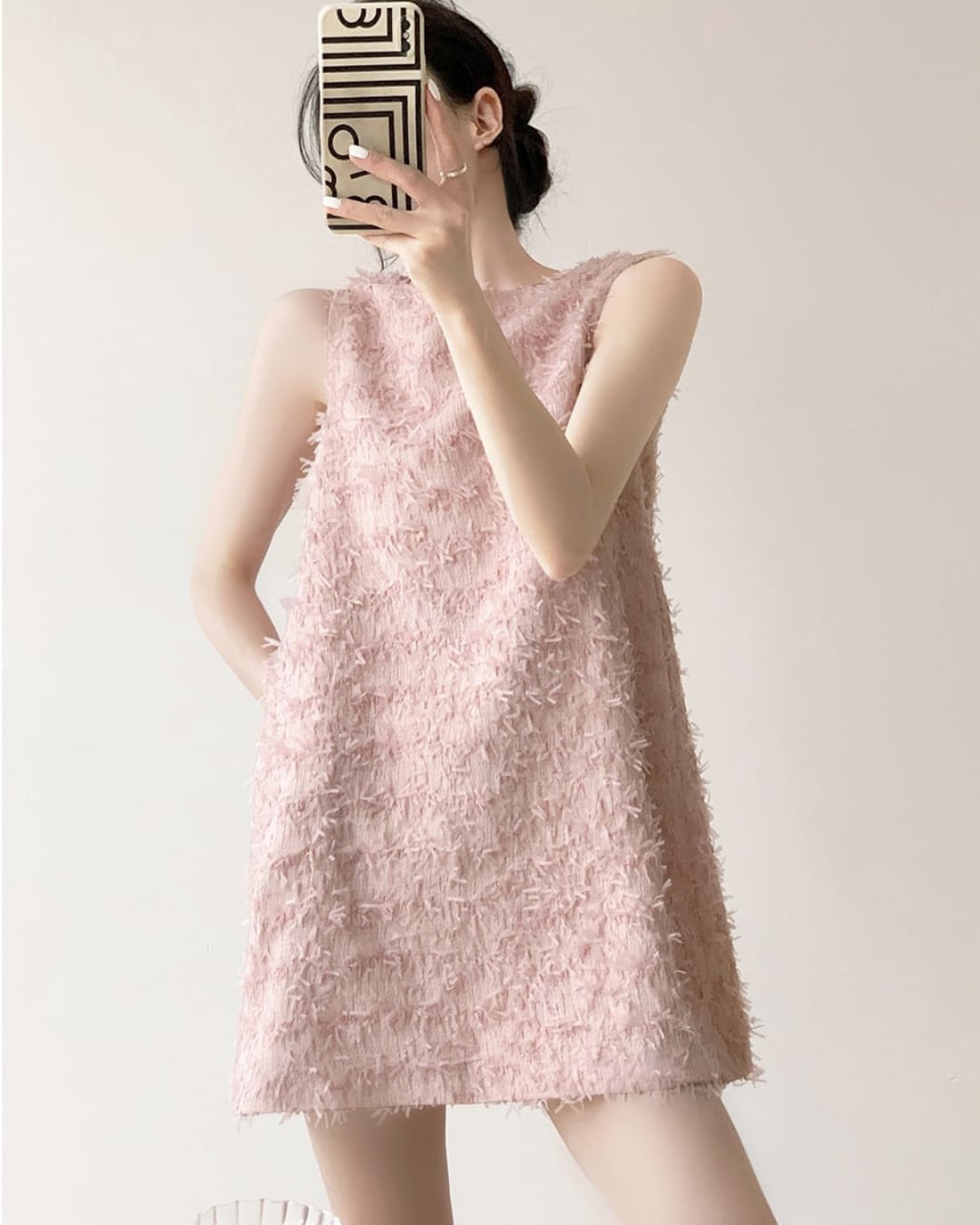 フェザーノースリーブミニワンピース S24332