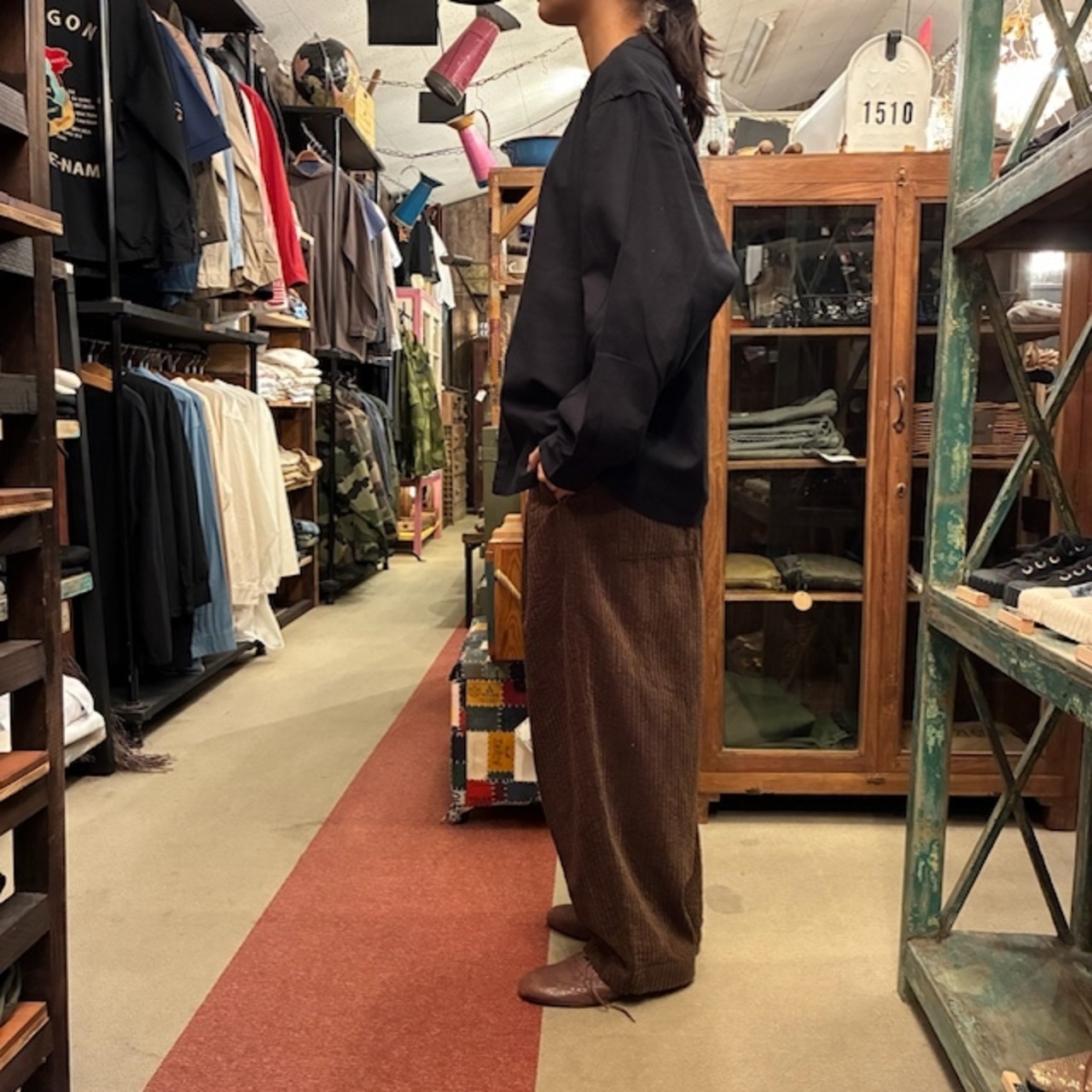 UNIVERSAL TISSU　ユニヴァーサルティシュ　親子コーデュロイイージーサルエルパンツ　ブラウン　イージーパンツ　ボトム　秋冬　レディース　