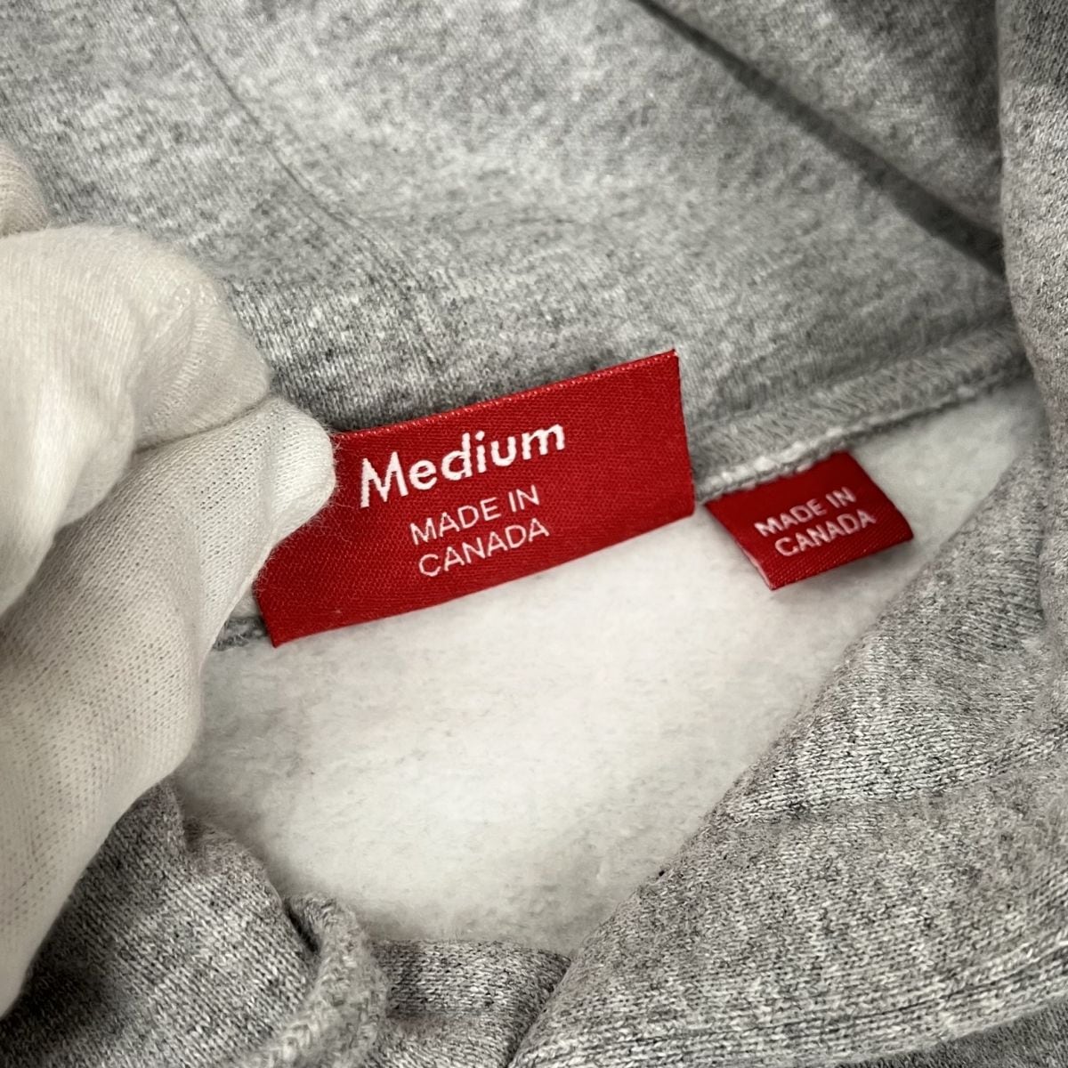 Supreme 23ss tag hooded sweatshirt