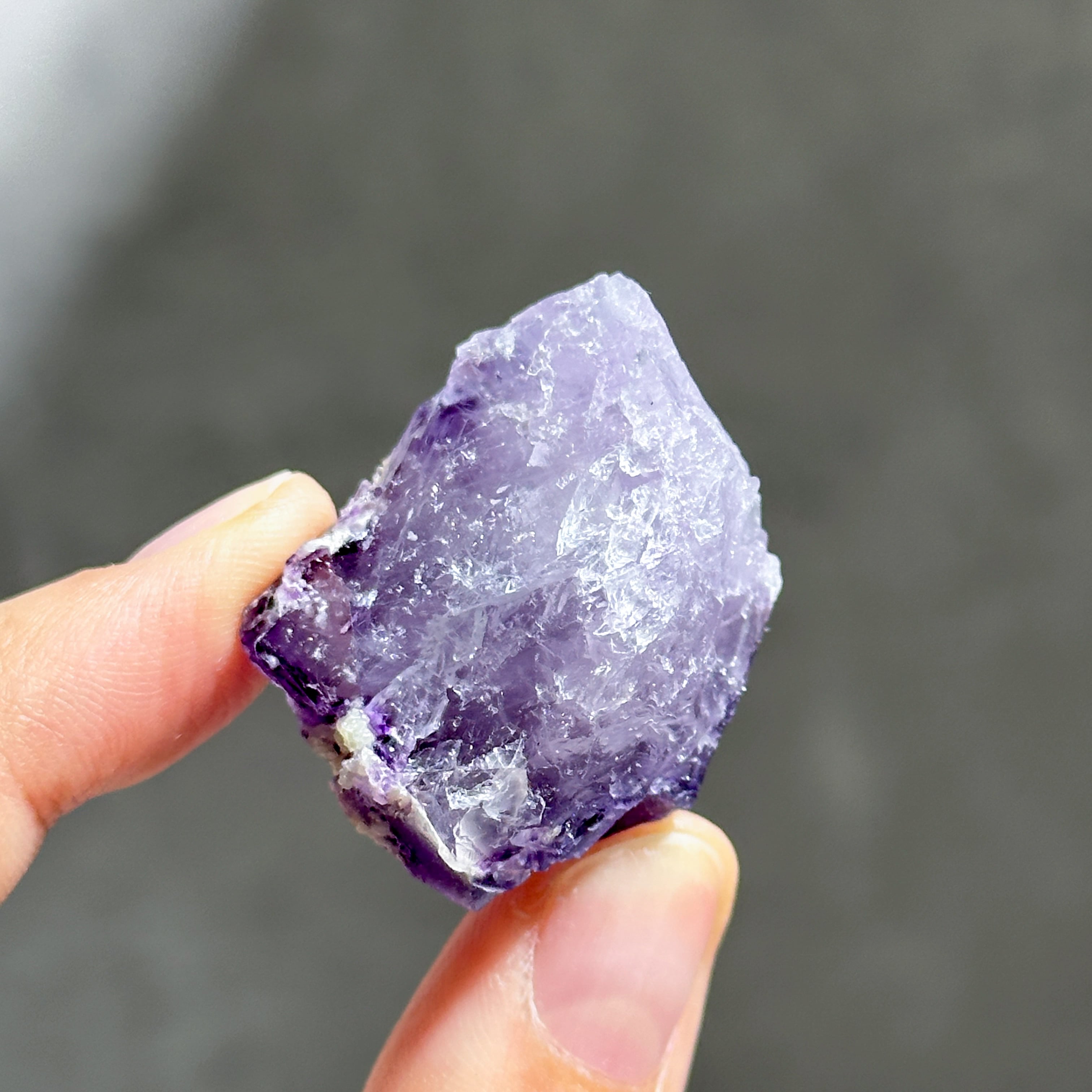 蛍光◎ヤオガンシャン産フローライト 原石23◇ Fluorite From