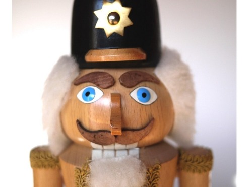 大きなくるみ割り人形 エルツ地方 クリスマスオーナメント expertic 天然木ナチュラル杢目　兵隊