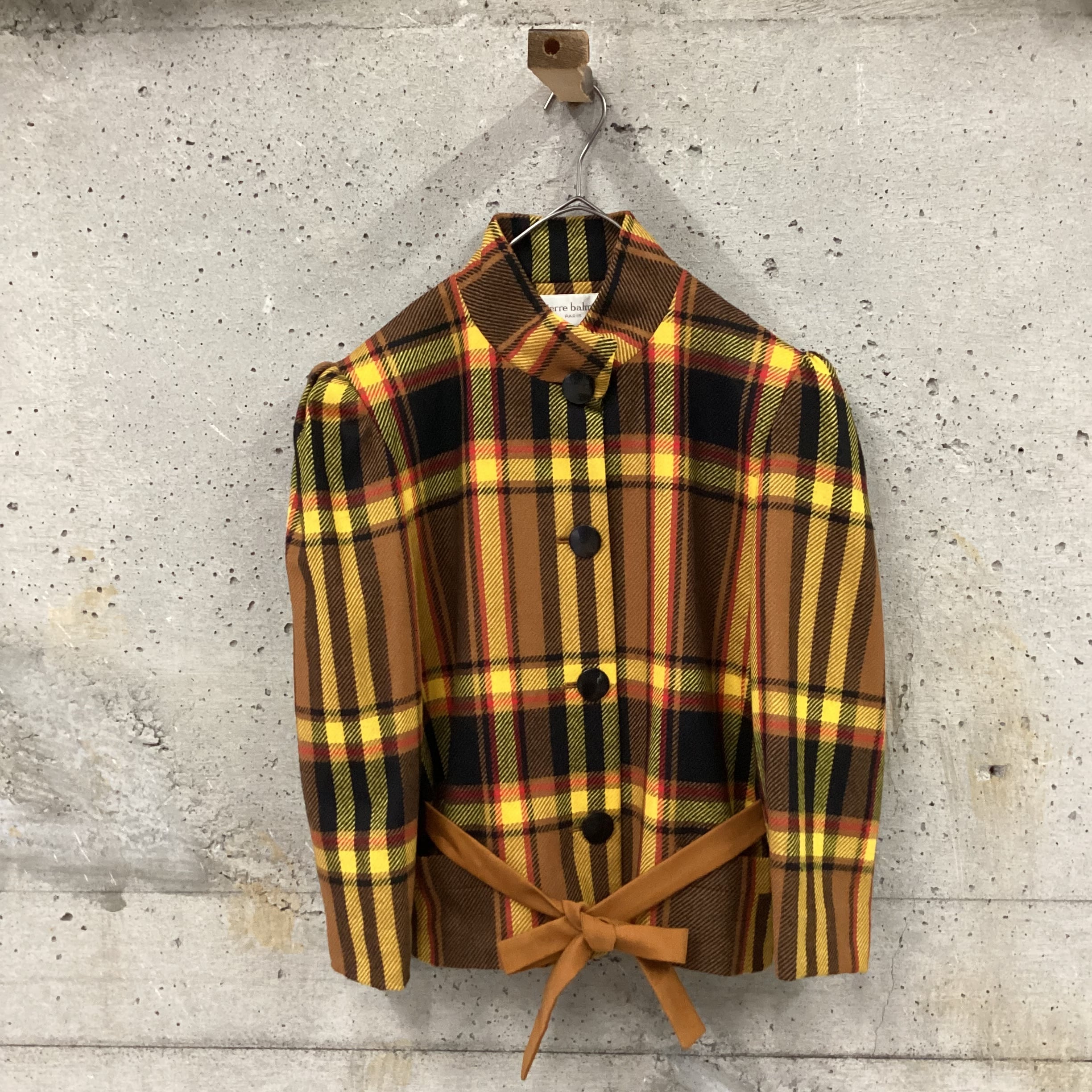 checked shoulder design jacket