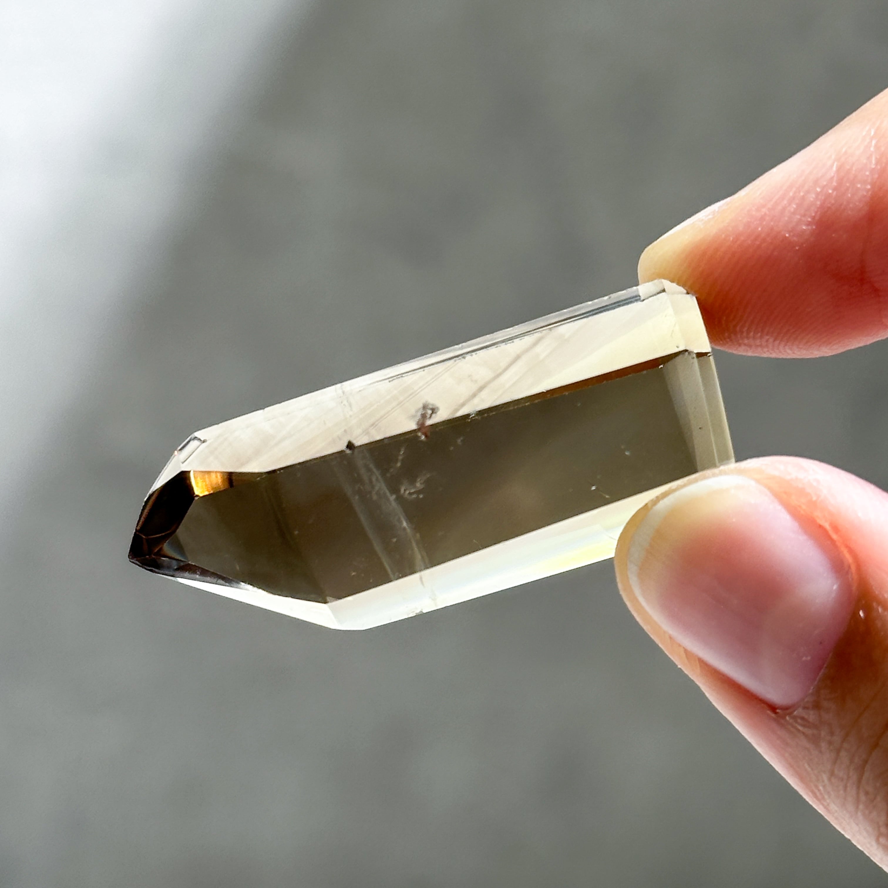 ファントム◎シトリン（黄水晶） タワー 61◇ Citrine ◇ 天然石・鉱物