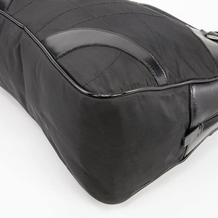 本物・送料無料・美品】PRADA・プラダ・ショルダーバッグ(人気・綺麗