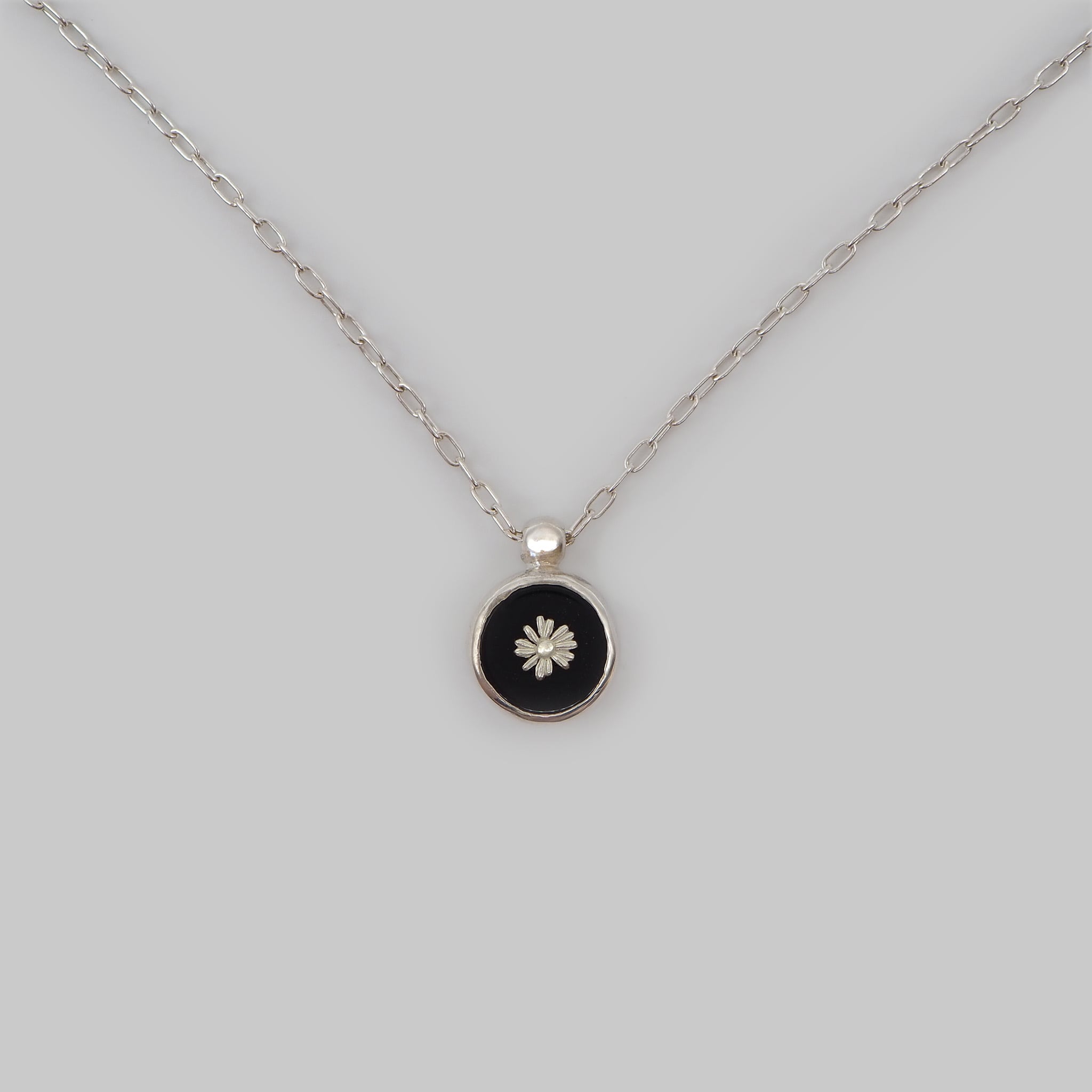 Item | nanagu