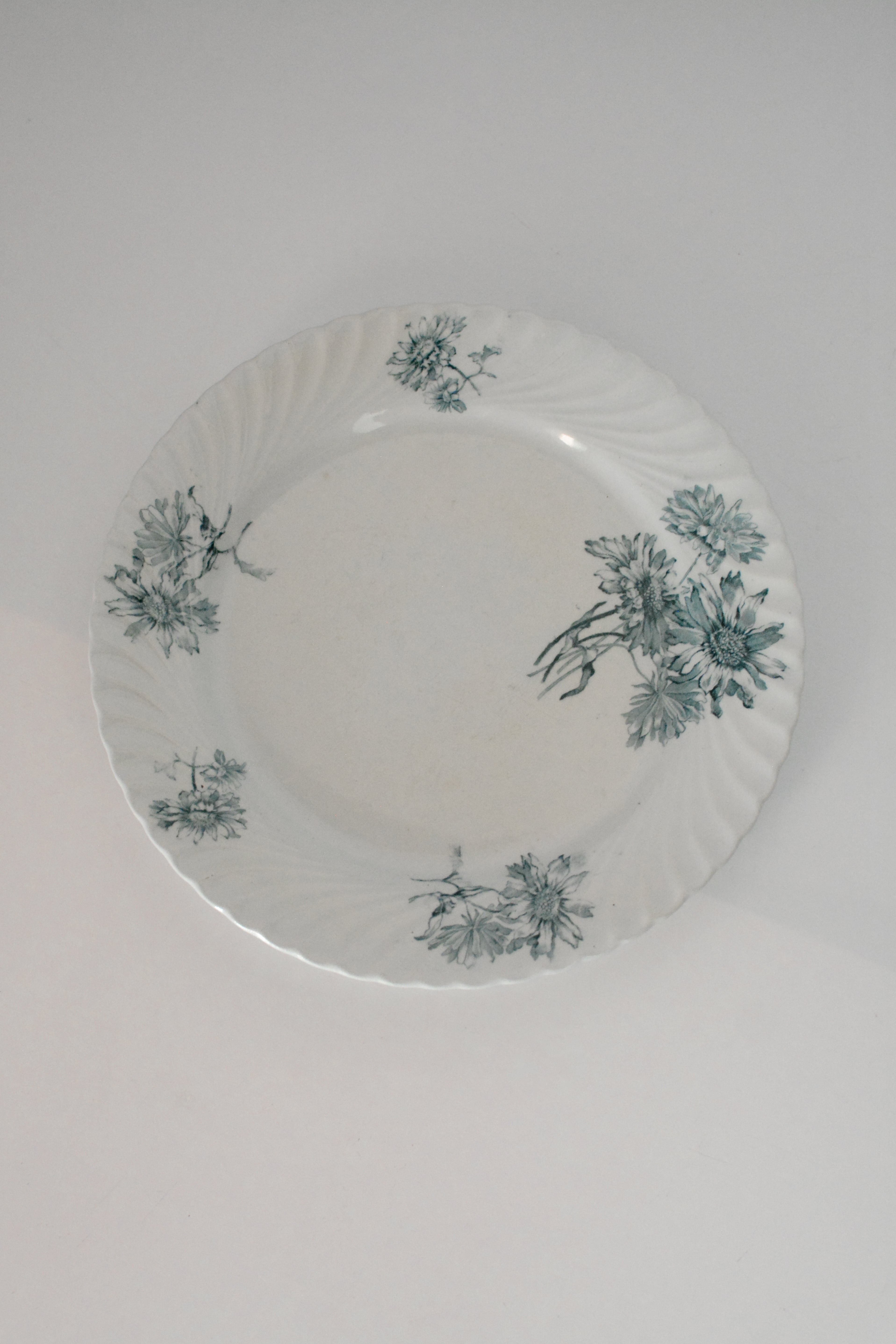 antique plate Petrus Regout PINKSTERBLOEM