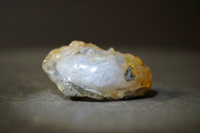 エッグ・イン・オパール Opal Egg 2273