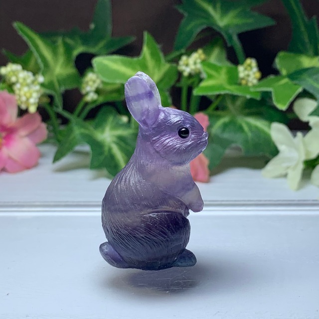 16.フローライトうさぎ・インテリア