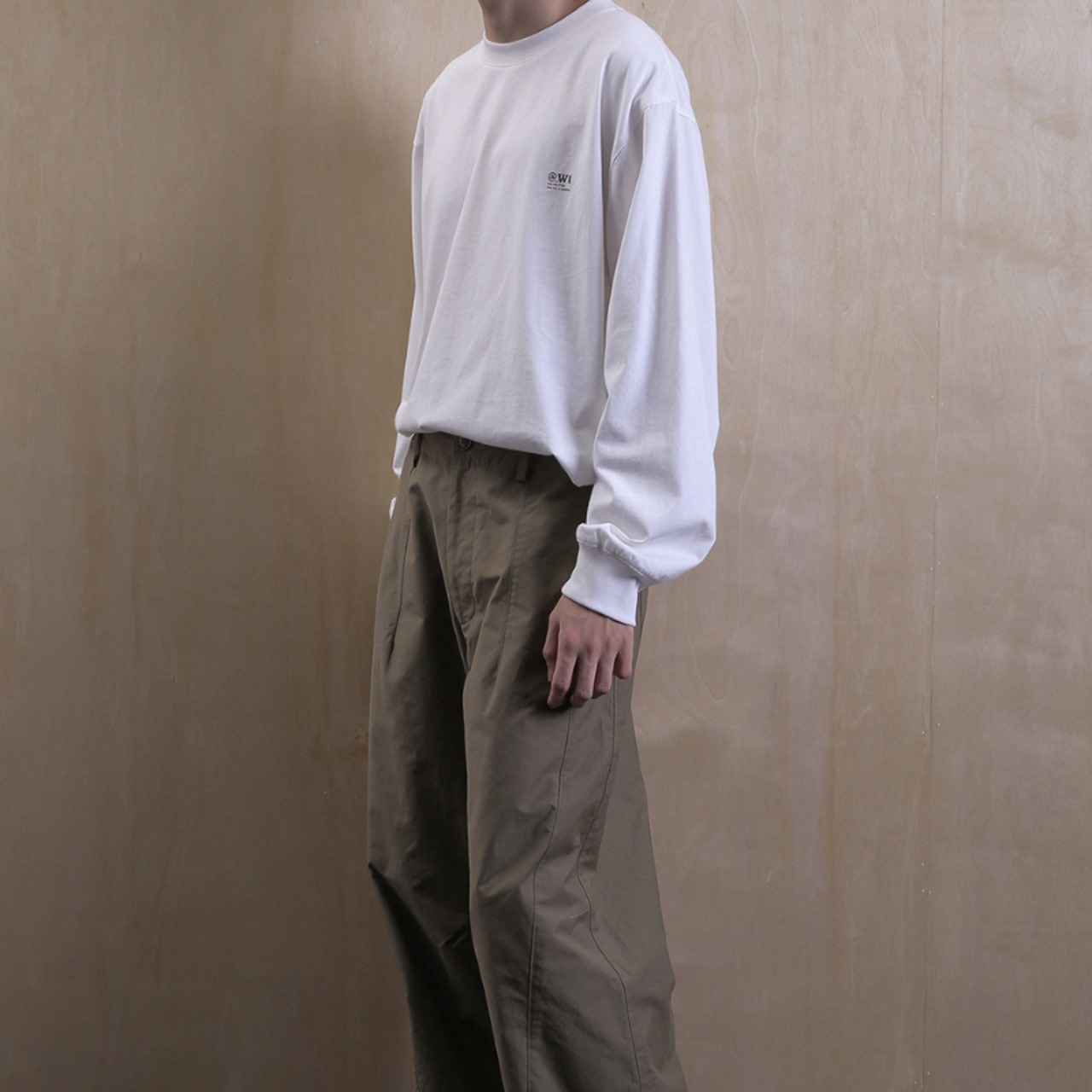 ロゴラウンドネックルーズロングTシャツ　0809