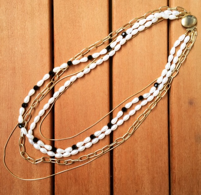 aro-di-lusso original vintage stone necklace