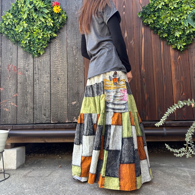 たっぷりパッチワークスカート