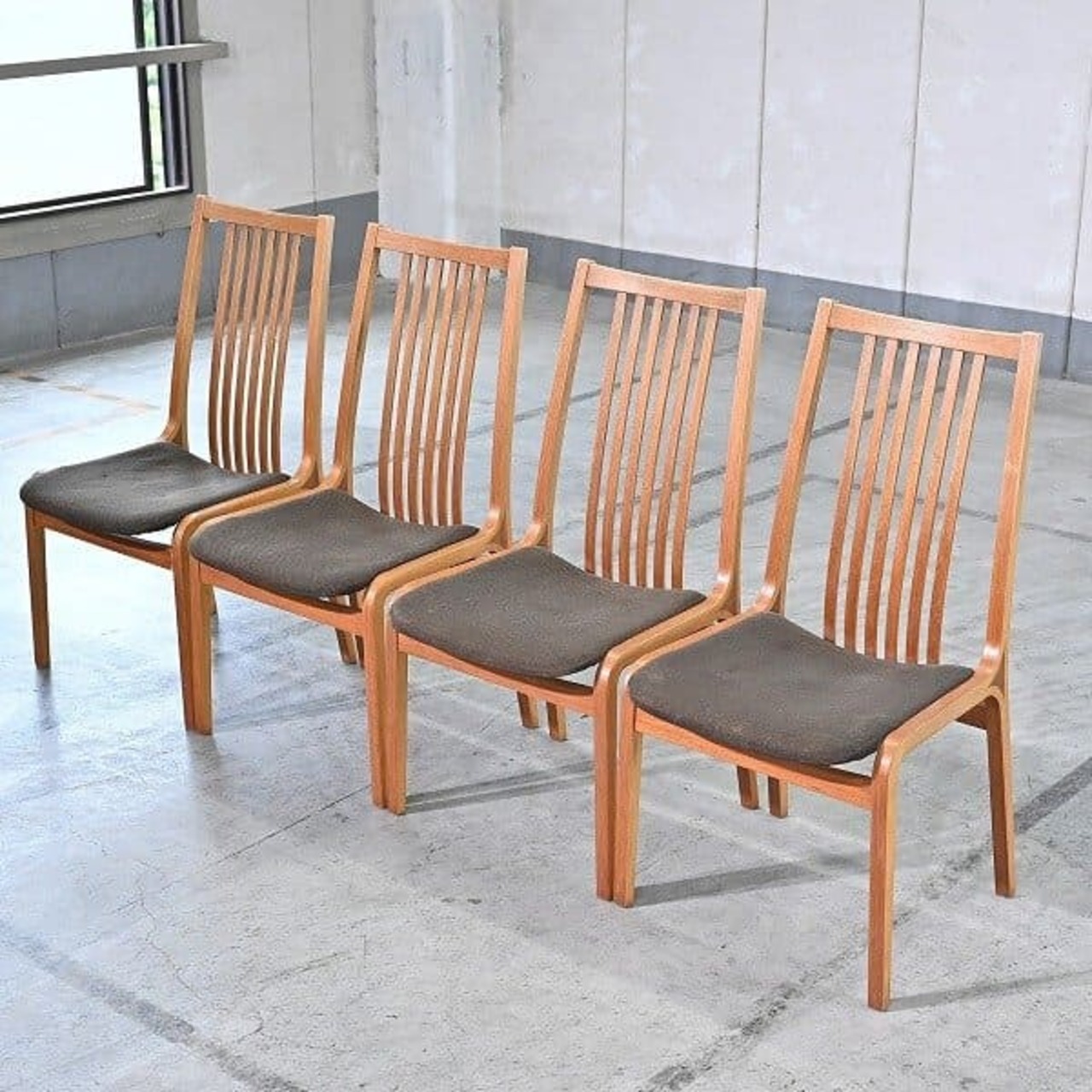 希少 70年代 天童木工 ダイニングチェア 4脚セット チーク材 アームレス ビンテージ 北欧スタイル ジャパニーズモダン TENDO【中古家具/中古インテリア/USED家具ユーズド家具/リサイクル】