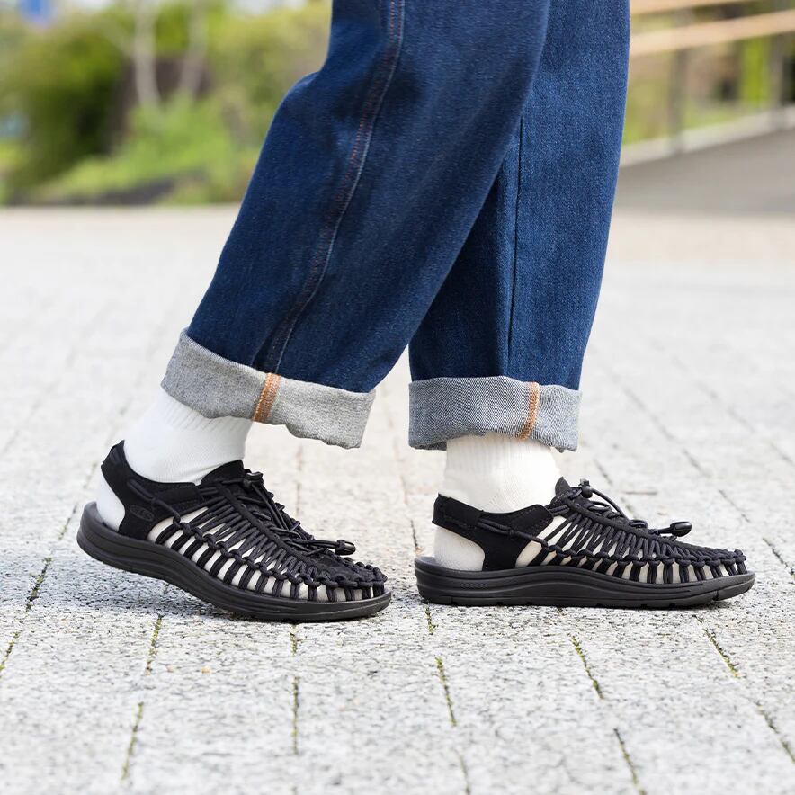KEEN キーン】UNEEK ユニーク ウィメンズ (Granite Green/Gold Flame
