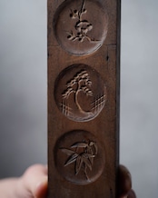 菓子木型　吉祥草花文