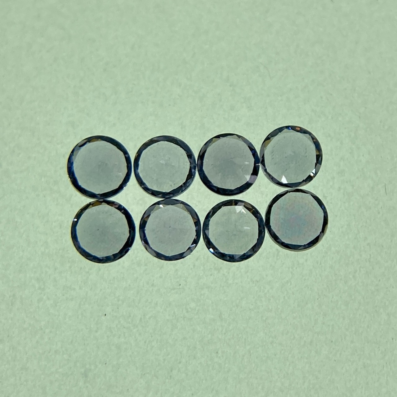 丸いスピネル メレセット 約2.3*1.7mm r-0555