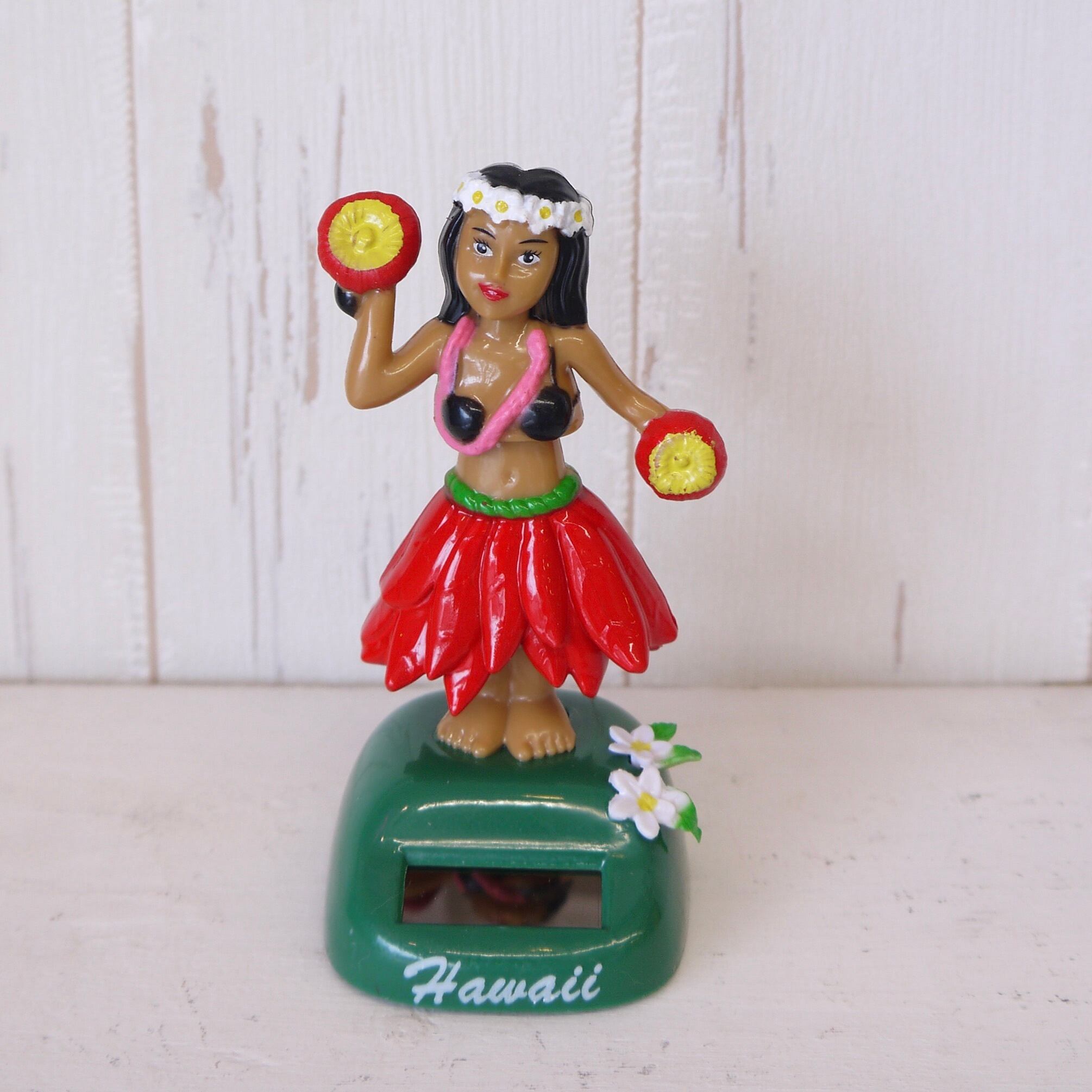 ★ハワイ直輸入★ソーラーフラドール/フラ人形★ユラユラ ダッシュボードドール/ウリウリ タヒチアンガール/赤<SRA11>