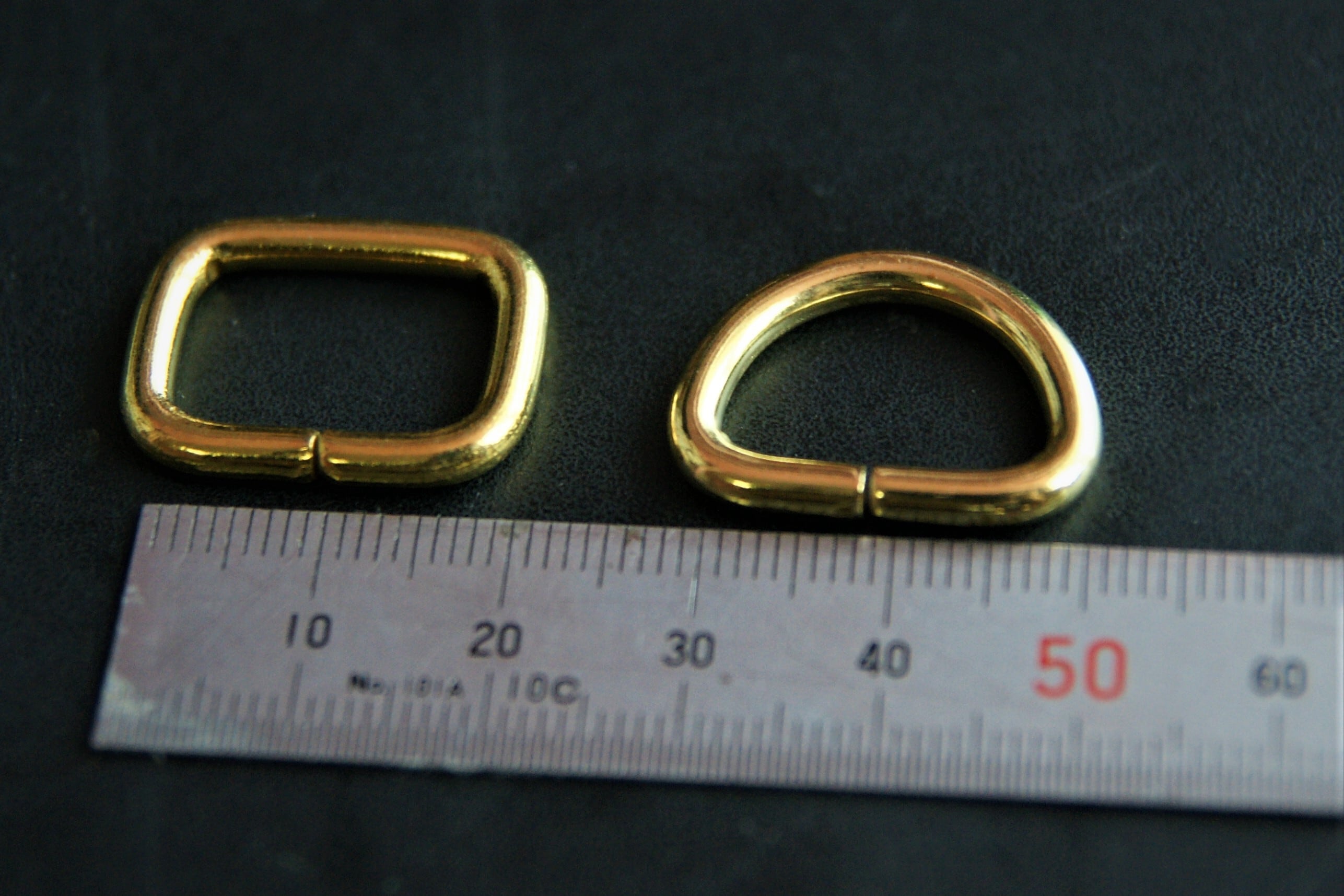 真鍮Dカン①16mm*10mm*3mm/角カン17mm*10mm*3mm 2ヶセット | 革道具MIYAZO