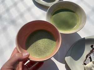 カジュアル抹茶　momo茶碗　cas-4　抹茶碗 新茶 お抹茶碗 抹茶茶碗 桃　桃色 ピンク モダン 碗 可愛い おしゃれ かっこいい 男前 茶会 茶の湯 茶器 茶道具 抹茶 茶道 気軽 手軽 器 和食器 陶器 ギフト プレゼント おうち 初心者 稽古 お稽古 お稽古用 本格   カジュアル抹茶 野点