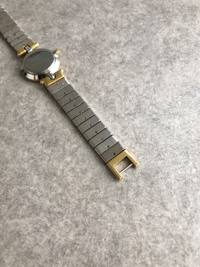 Christian Dior クリスチャン ディオール 腕時計 シルバー×ゴールド ロゴ ステンレススチール クウォーツ 3025 vintage ヴィンテージ オールド 3es7fc