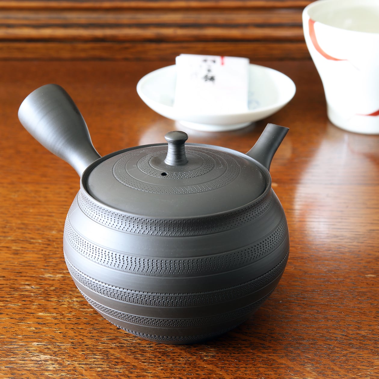 黒袋形点帯柄 急須  容量:330cc 梅原タツオ(常滑焼)