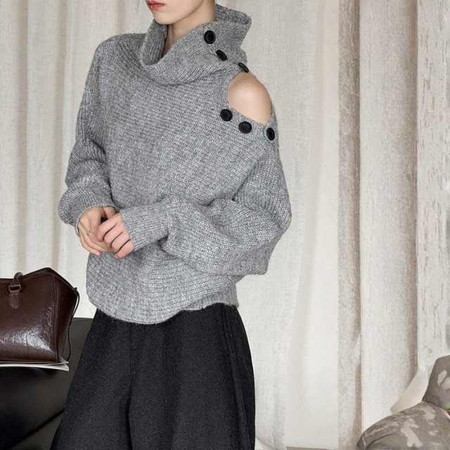 Button-Detail Multiway Knit Cutout Sweater ◆3color　204787