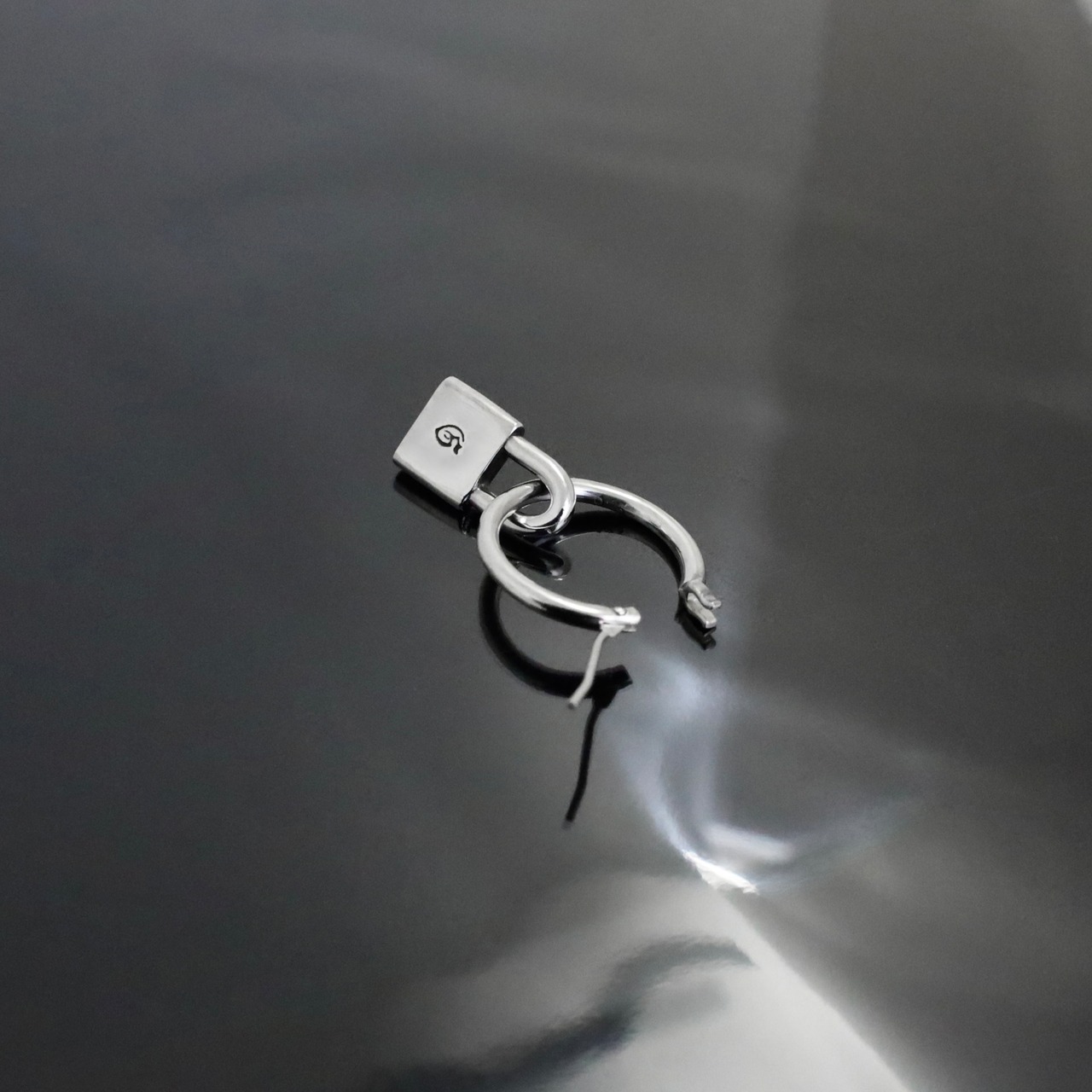 THIN HOOP [LARGE] with PADLOCK / シンフープ・L ウィズ パドロック