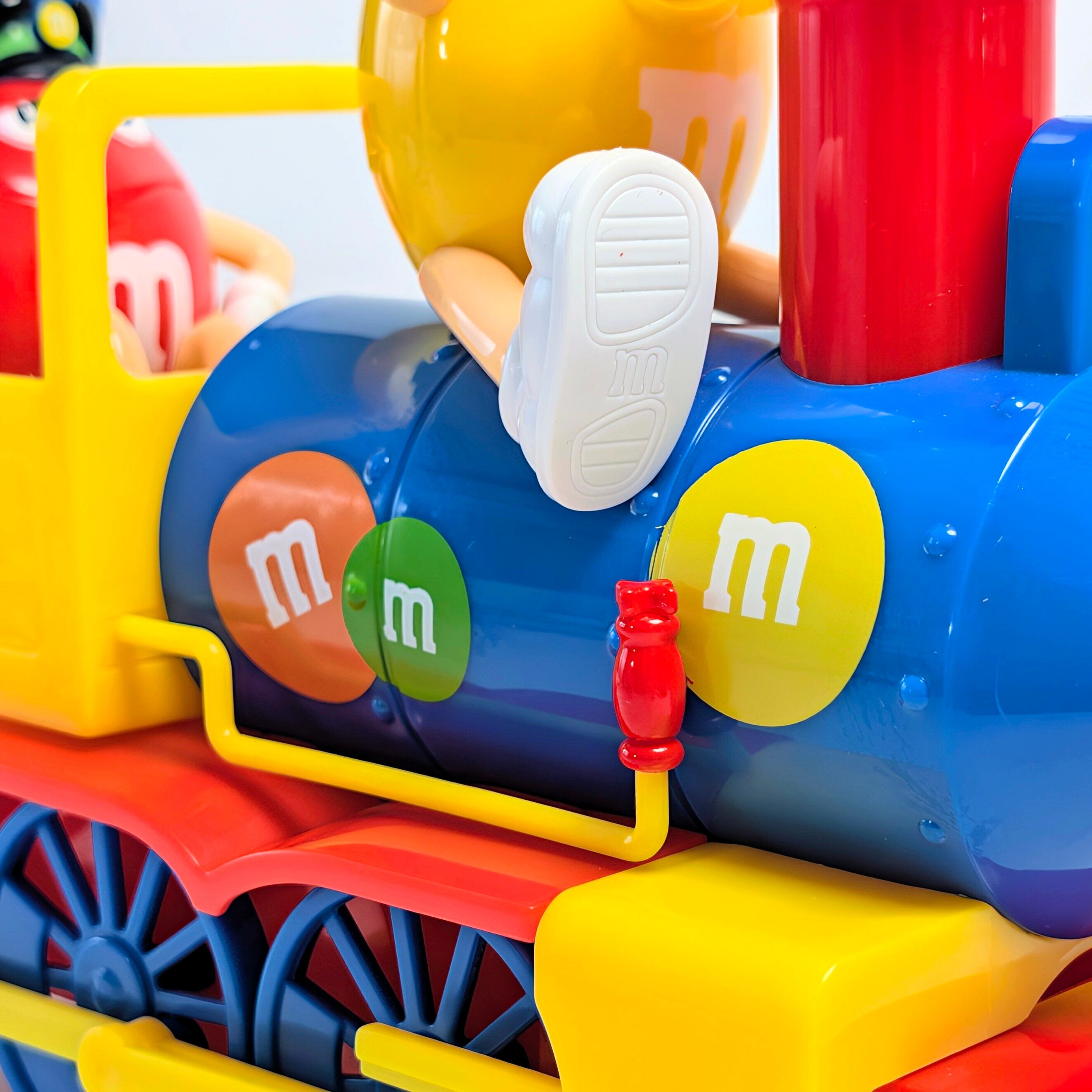 ⚡️SPECIAL LIMITED⚡️☆ DEADSTOCK / VINTAGE 2001〜☆【 m&m's  ( エムアンドエムズ ) 】LIGHTS! AND SOUND! Choo! Choo! Train Dispenser トレインディスペンサー / チョコディスペンサー / キャンディディスペンサー 〚アメリカン雑貨 アメトイ〛