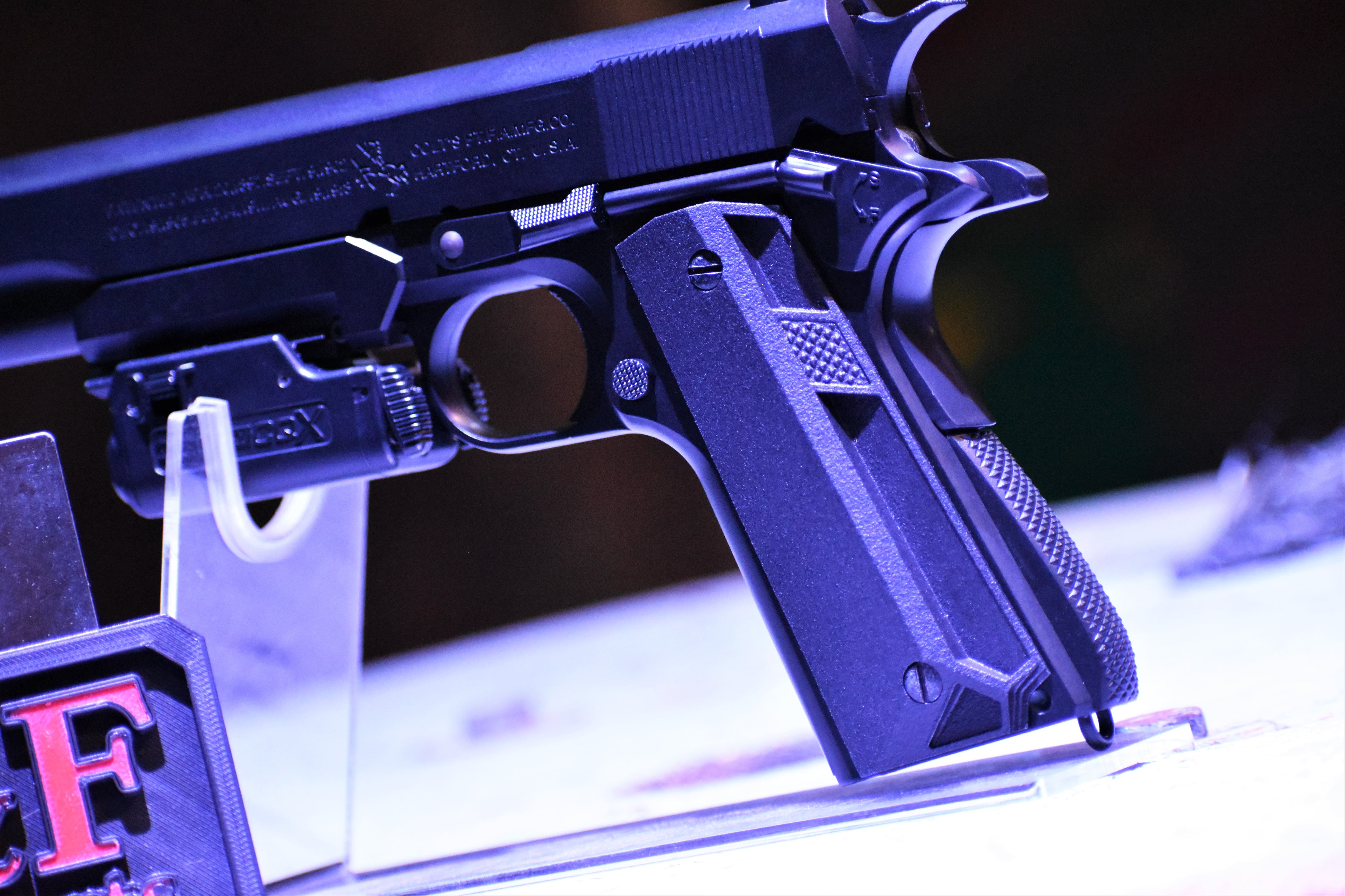 東京マルイ/クラウン M1911 AIR対応 カスタムグリップ(STEALTH 東京マルイ/クラウン M1911 AIR対応 カスタムグリップ(STEALTH