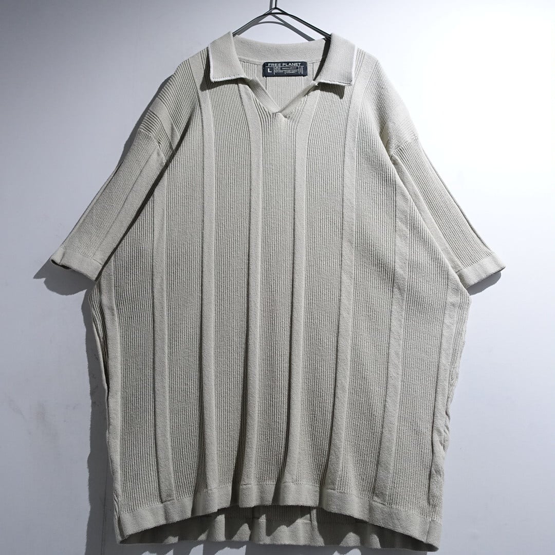 90s Begie Geometric Embroidery & Pleated Design Cuba Shirt