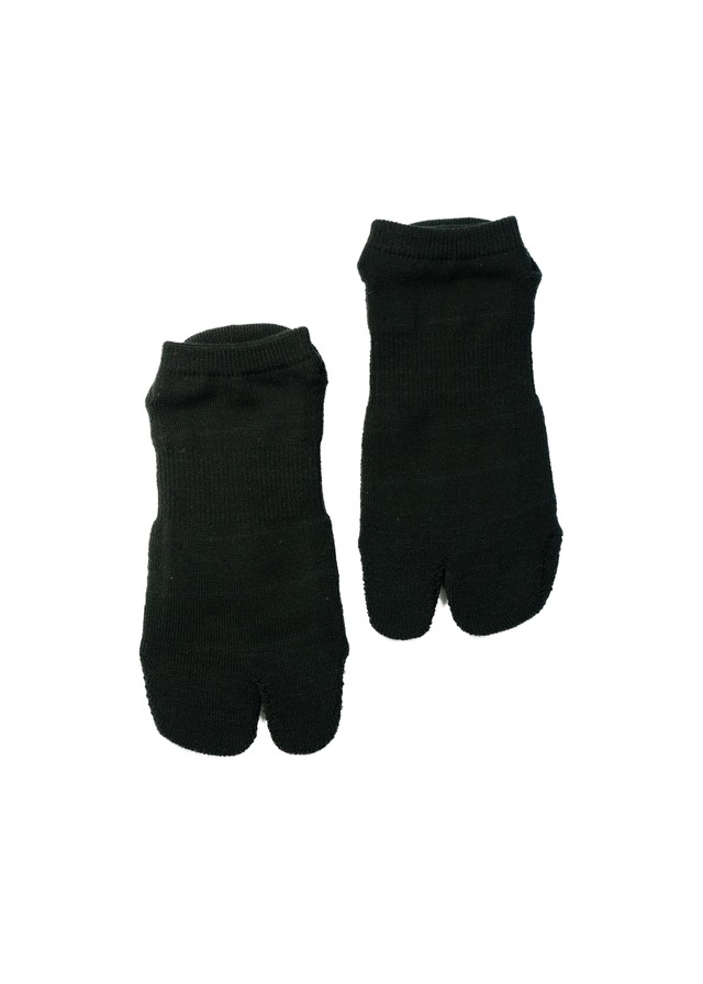 Water Repellent Ankle Socks  (Black)