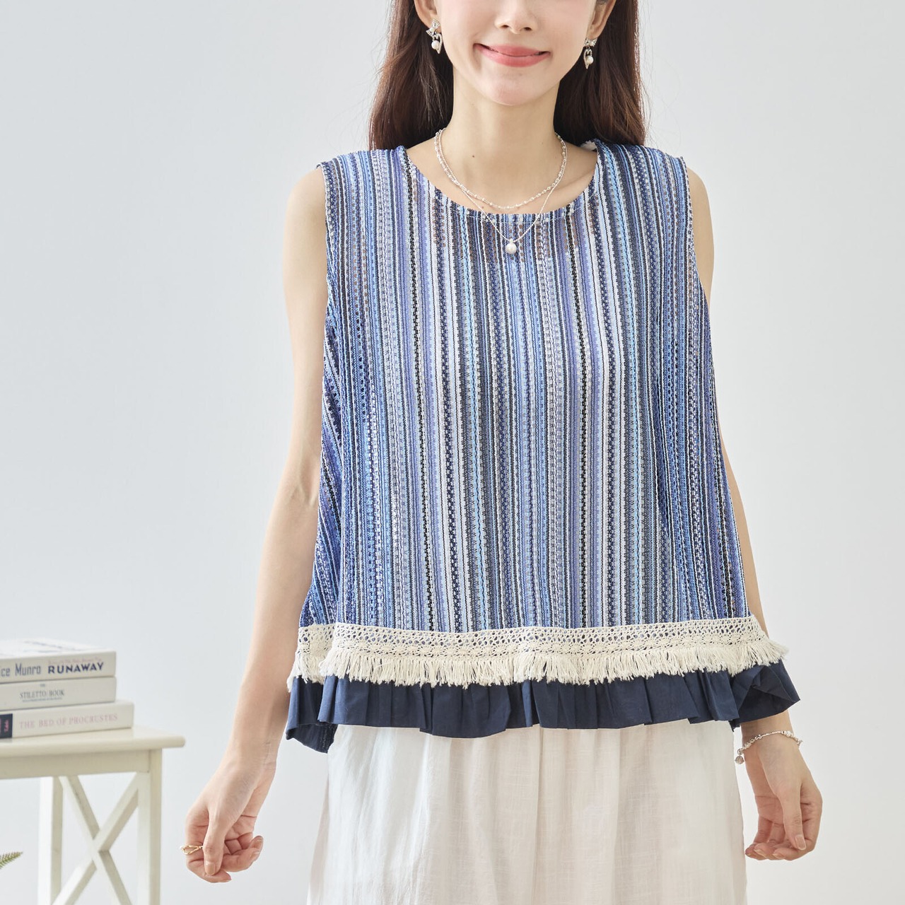 TRUBE 【2点セット】ストライプ裾装飾フリルトップス×ワイドパンツ【M~L】ネイビー