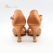 社交ダンス 衣装 ラテン シューズ 22.5cm ブラウン系 Ads 靴 くつ ヒール レディース ストラップ 茶 明るい 光沢 上品 練習 レッスン イベント ステージ かわいい ダンス衣装 ラインストーン キラキラ