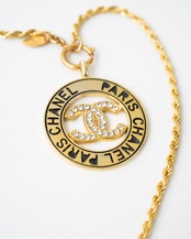 〈CHANEL〉CC Mark Rhinestone Pendant 1980s