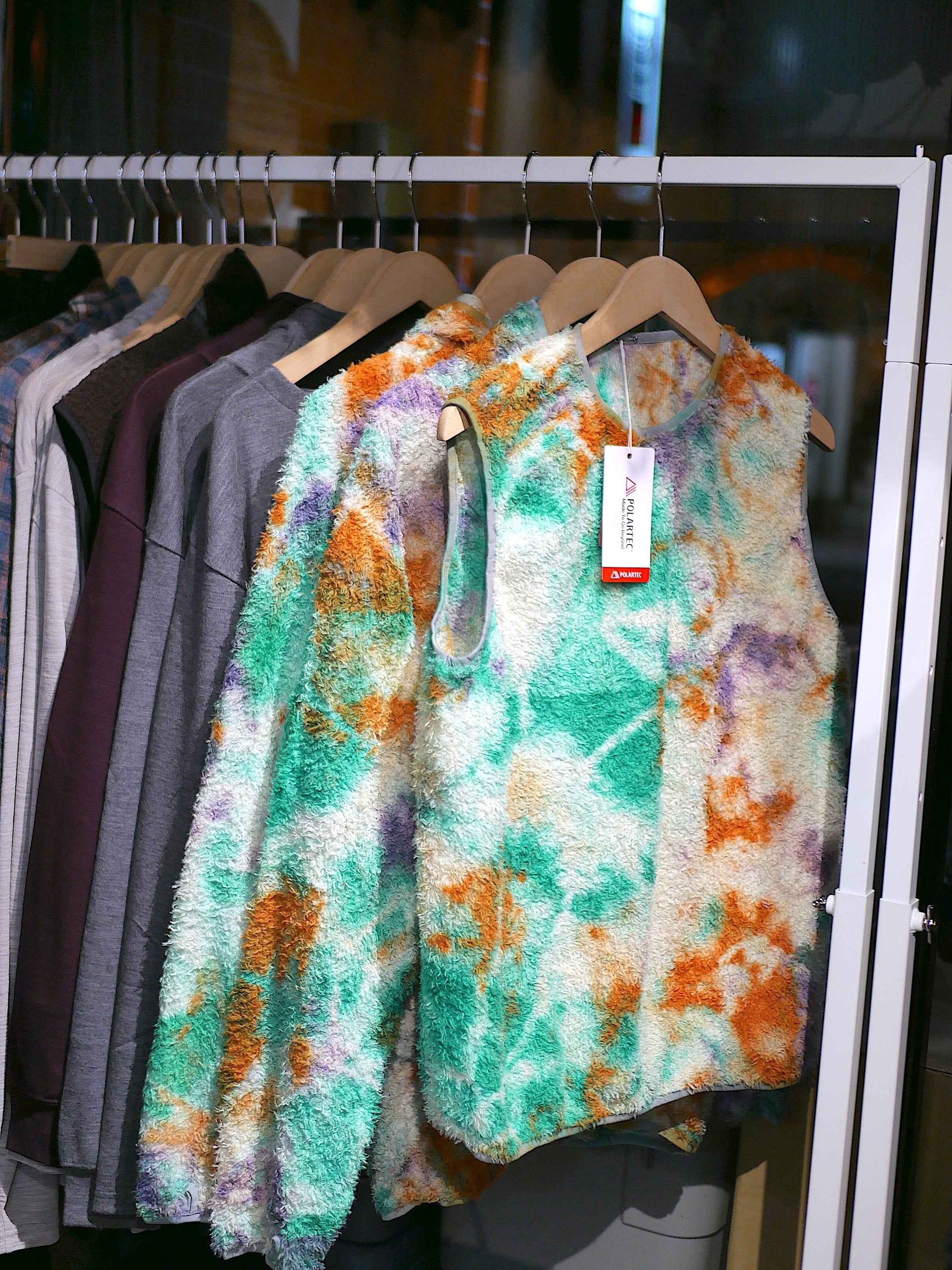 BROWN by 2-tacs / ALPHA SLEEVELESS | st. valley house - セント