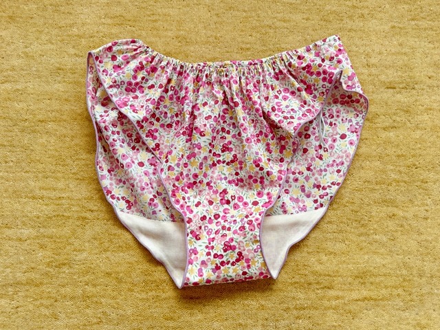 リバティのふんどしパンツの画像