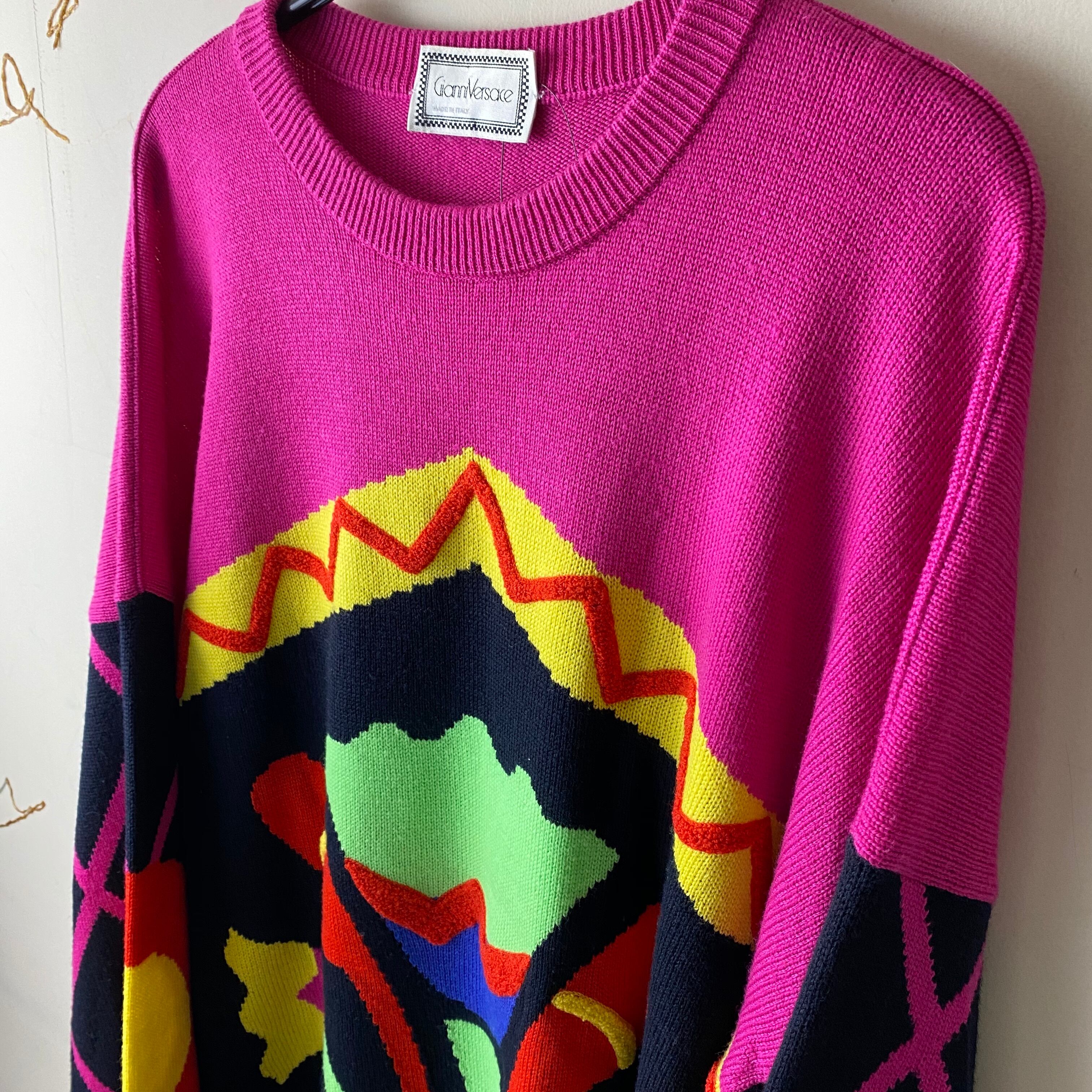 vintage GIANNI VERSACE black×pink sweater | NOIR ONLINE