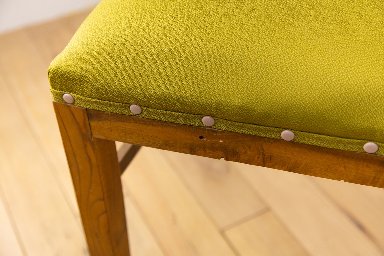 GOOD LUCK CHAIR　010