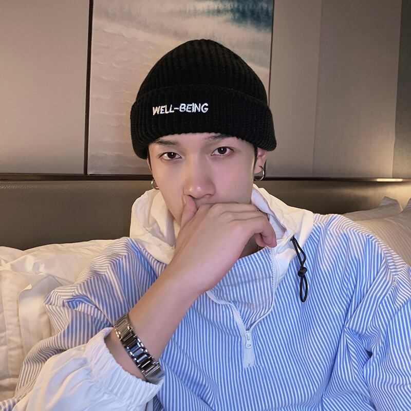 ニットオータムウィンターブラック コットン 帽子 秋物 冬物 ブラック・アイド・ピーズ23282323747